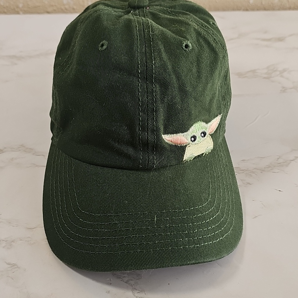 Star Wars The Mandalorian Grogu (Baby Yoda) Cap.